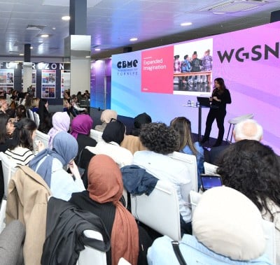 Audience seated facing the WGSN Trend Seminar at CBME Türkiye.
